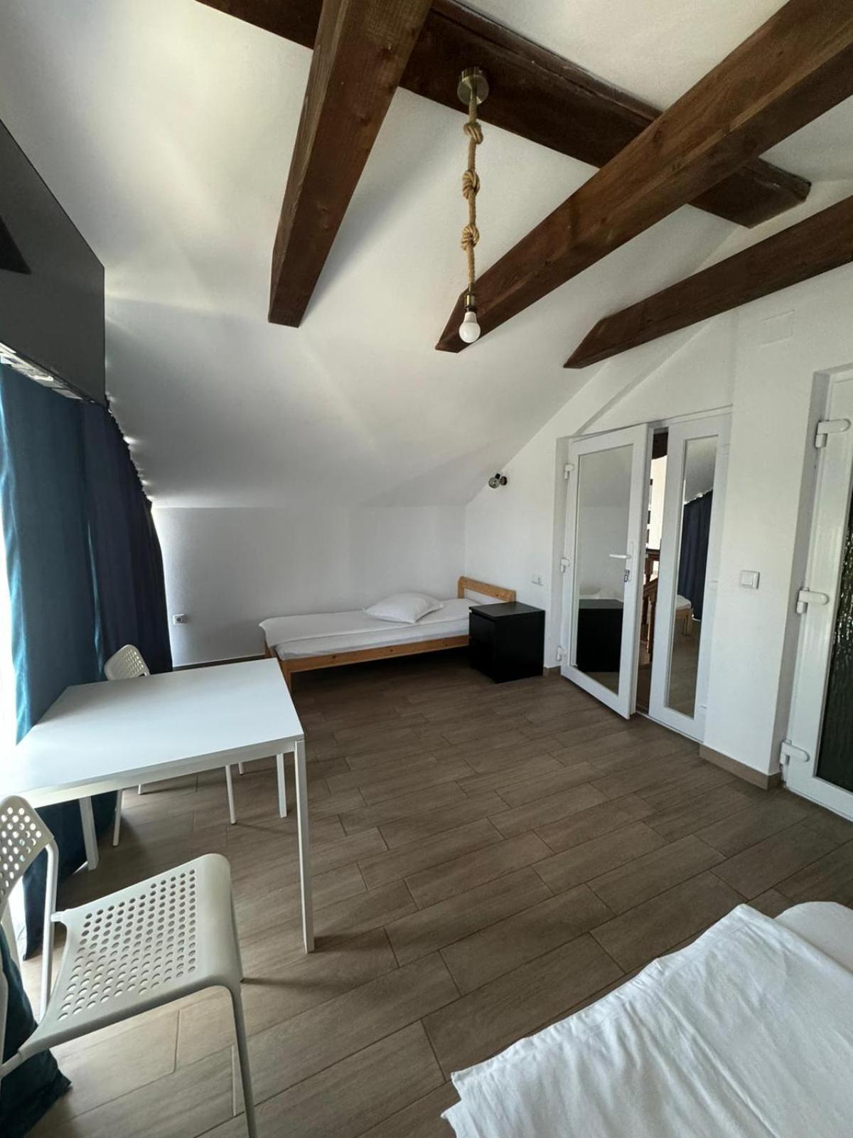 Casa De La Balta Hotell Rieni Exteriör bild